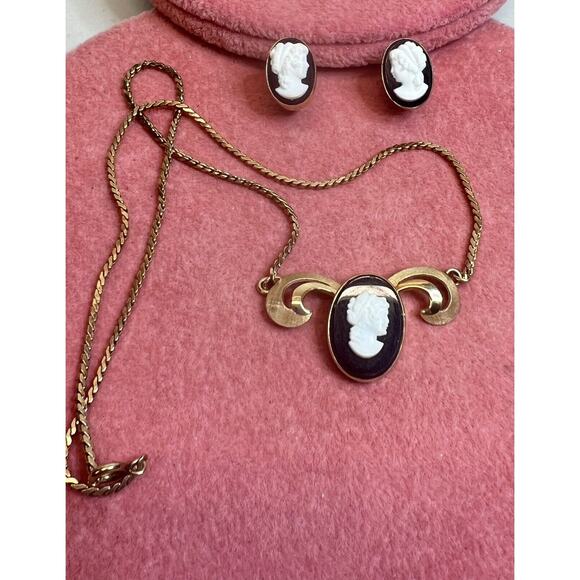 Vintage Van Dell 12K GF Cameo Lady Black Onyx Glass Necklace with Earrings - Picture 3 of 14
